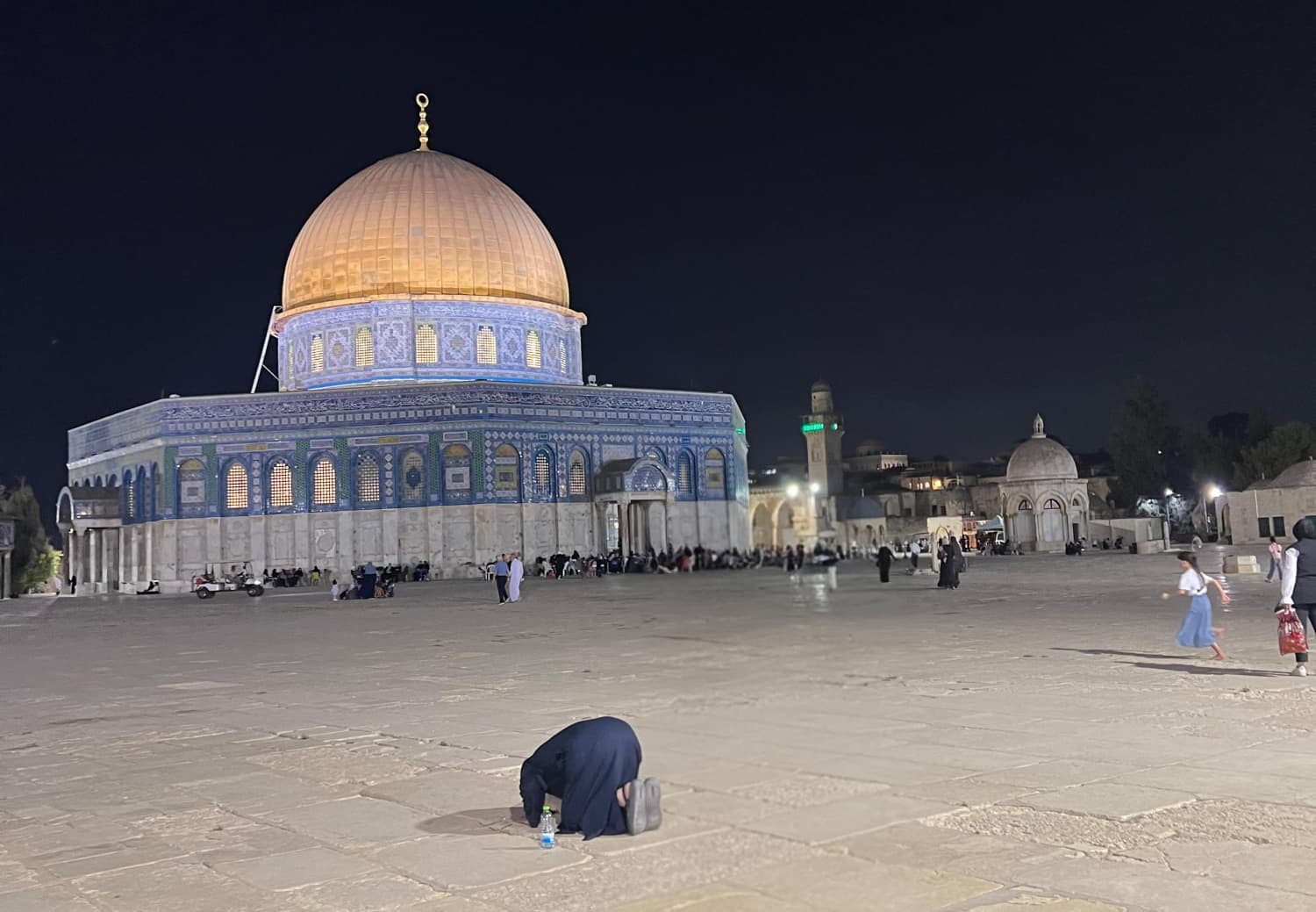 ÜMMETİN PUSULASI MESCİD-İ AKSA